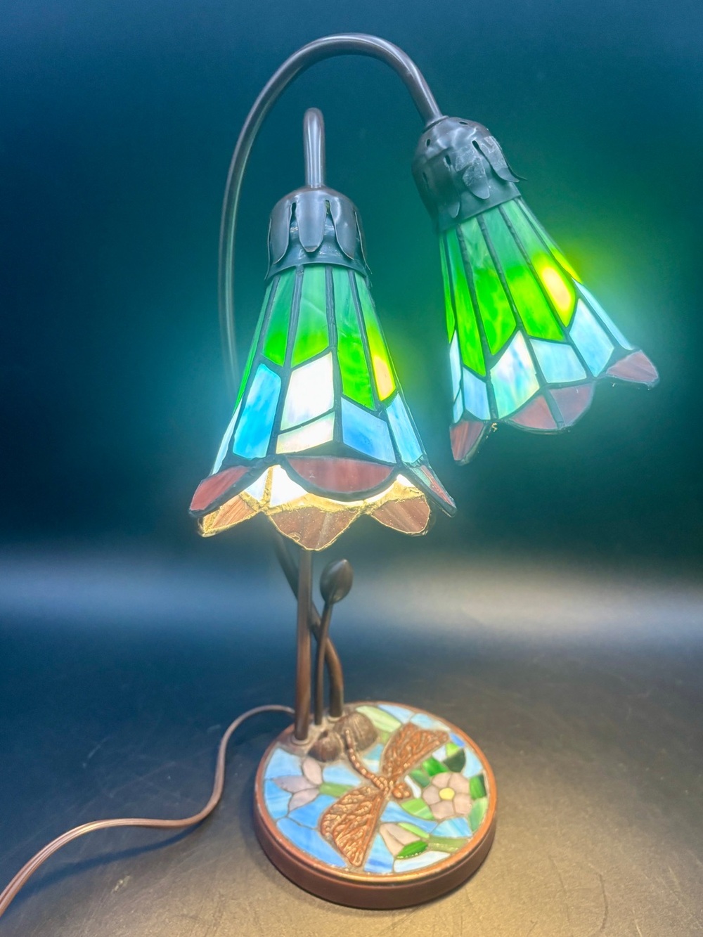 Tiffany-Style Stained Glass Double Lily Desk Lamp Dragonfly Mosaic Base 17"